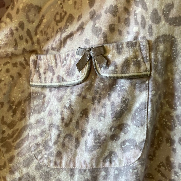 Women Victoria’s Secret gray purple cheetah print 2 piece pajamas size M Long - Picture 3 of 9